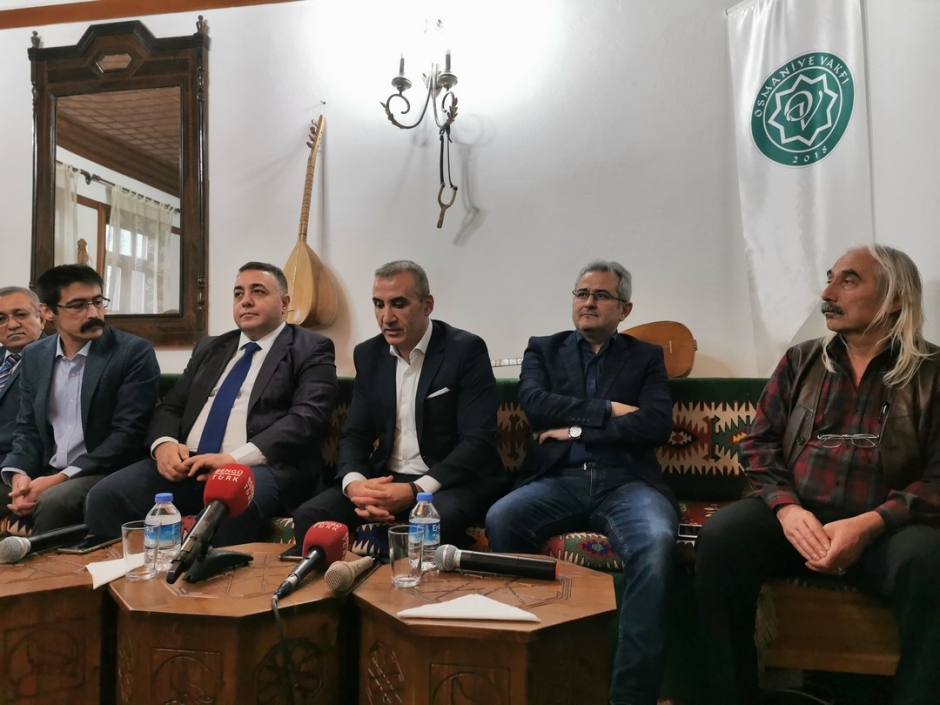 Osmaniye Vakfında &quot;Medya ve İletişim&quot; Söyleşisi